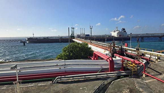 Petróleo ruso llega a Cuba