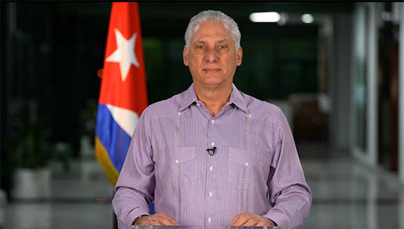 Presidente cubano denuncia recrudecimiento del bloqueo en Fiesta de Avante