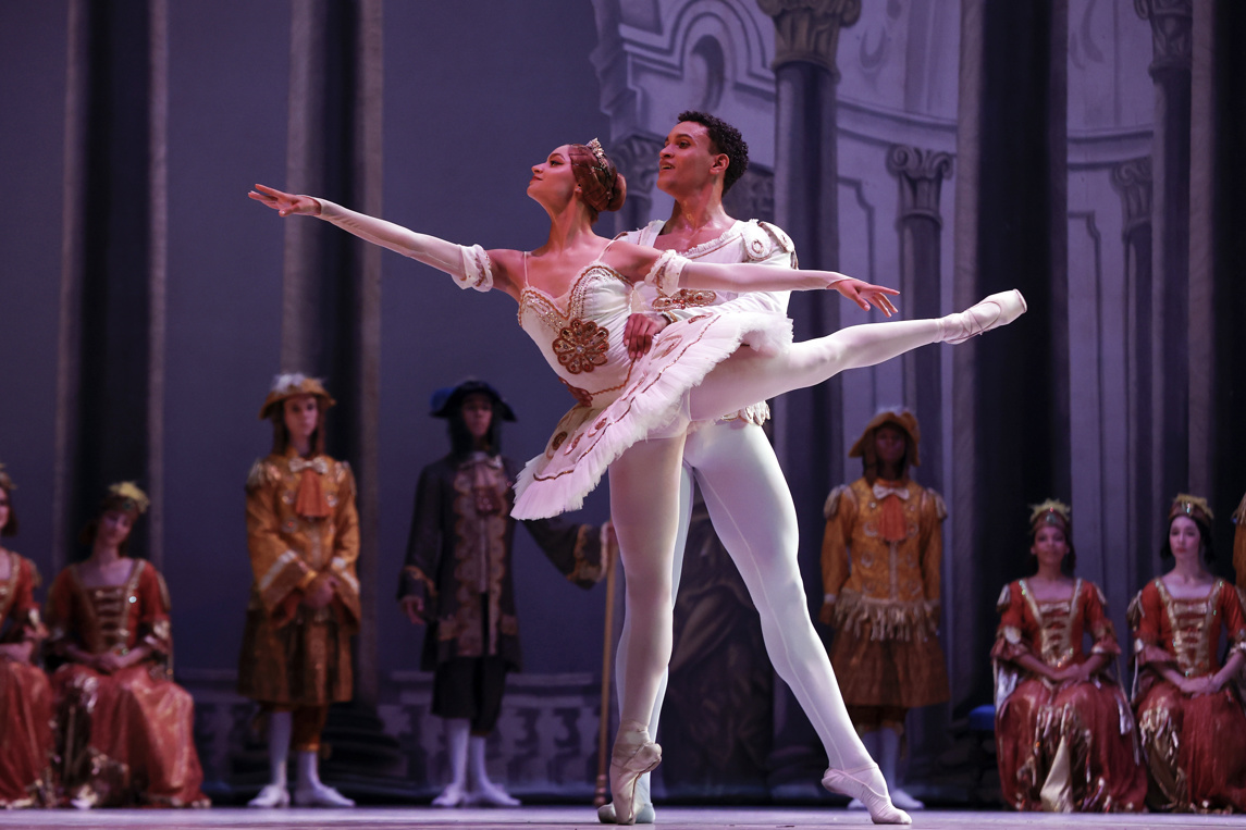 Ballet Nacional de Cuba sigue bailando