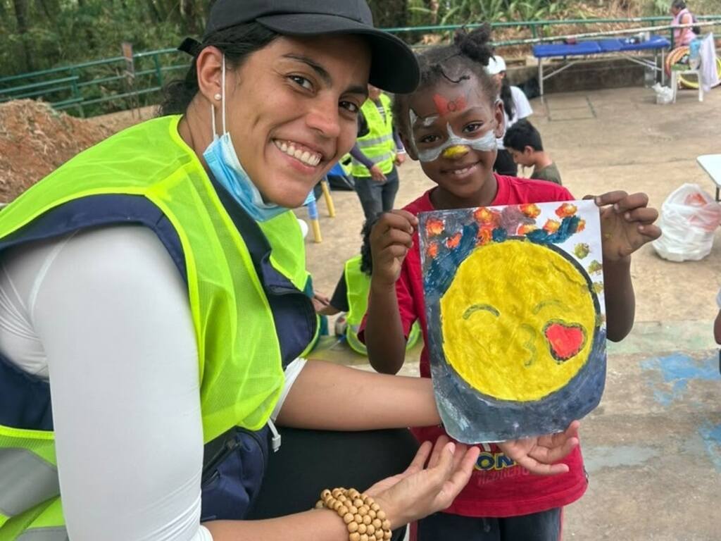 Doctora colombiana destaca formación en Cuba durante emergencia por sismo
