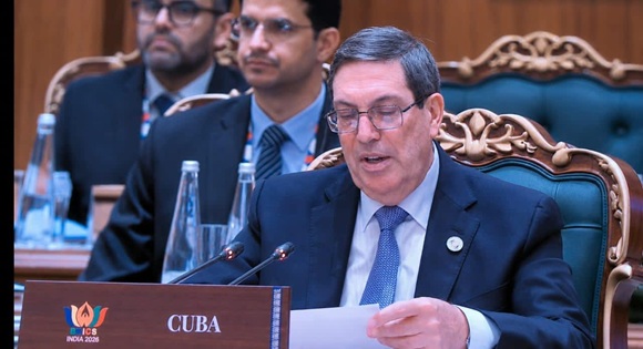 Cuba pide a la comunidad internacional prevenir una aventura militar