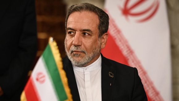 Irán anuncia acuerdo de paz