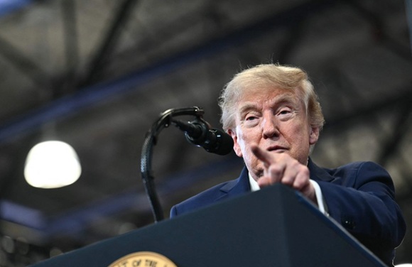 Trump anuncia plans para el estrecho de Ormuz