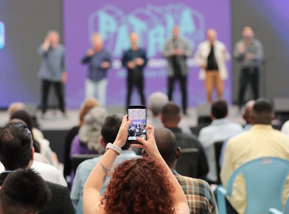 Cuba inaugura Coloquio Patria con llamado a enfrentar desafíos comunicacionales