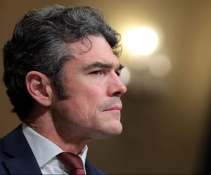 FBI investiga a exjefe antiterrorista de EE.UU. por presuntas filtraciones