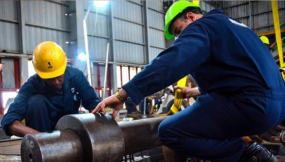 Cuba enfrenta déficit nocturno de energía