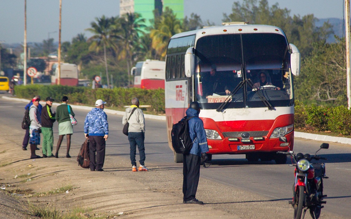 Cuba controla viajes interprovinciales