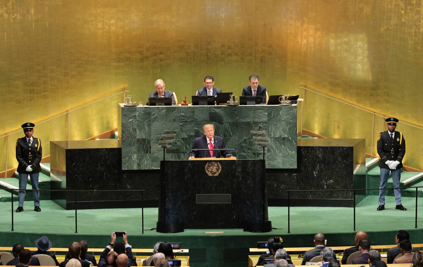 The Nation critica discurso de Trump en la ONU y políticas migratorias