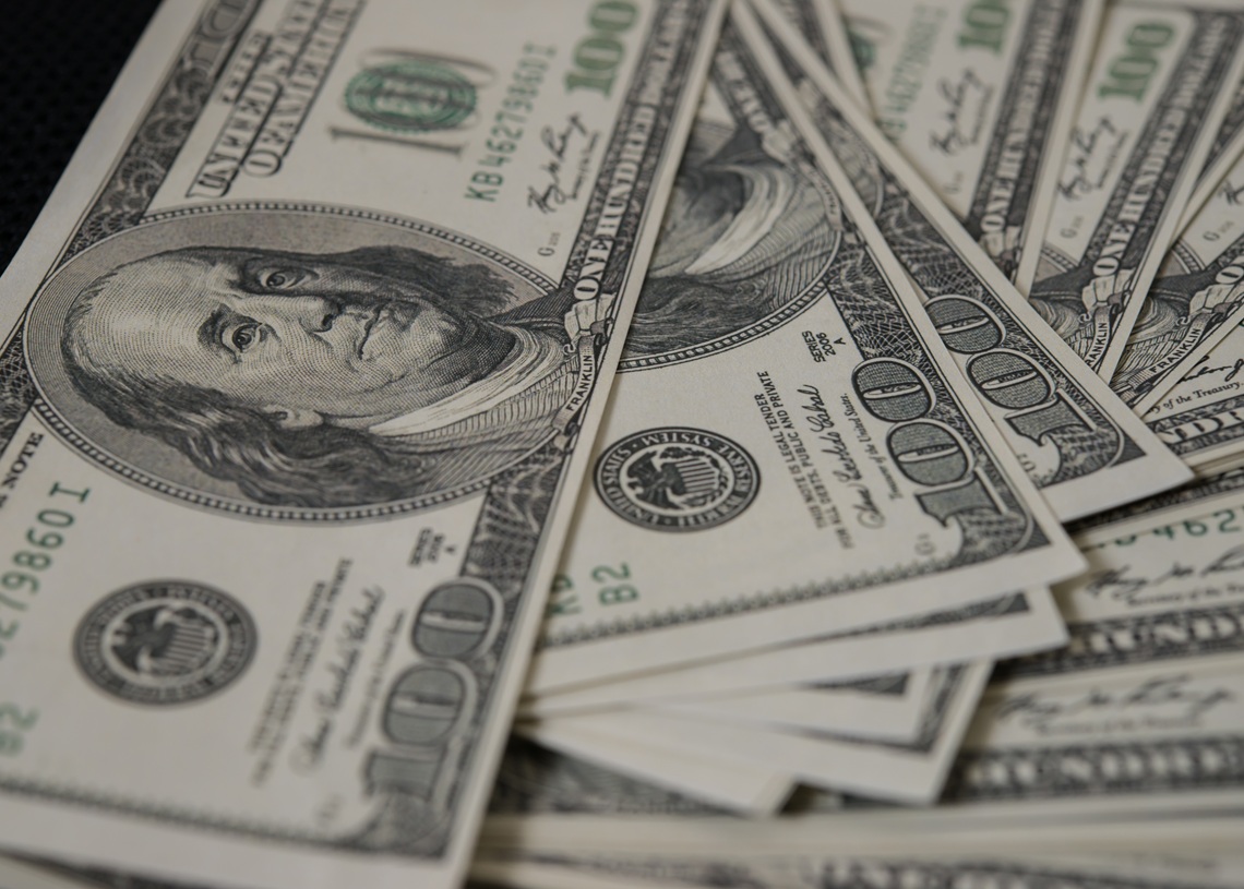 El dólar alcanza un máximo histórico en el mercado informal de Cuba