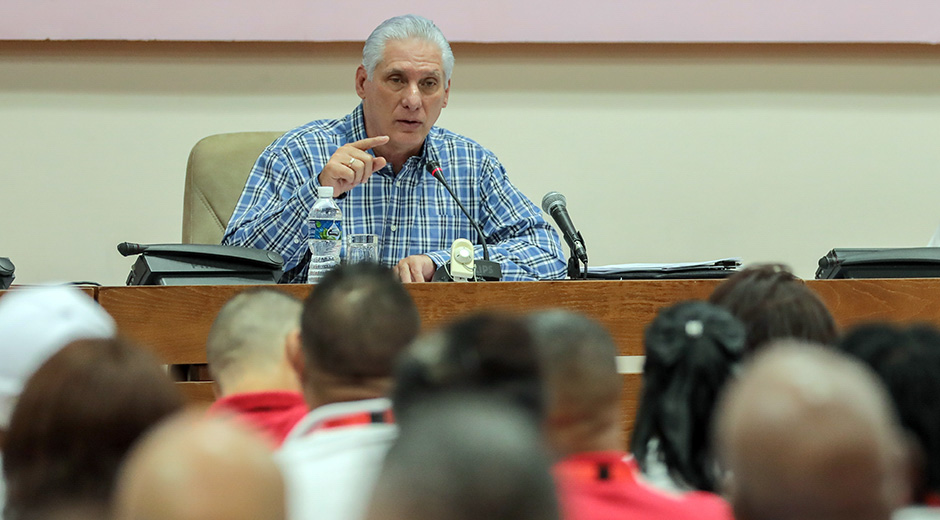 Díaz-Canel clausura Congreso de la CTC