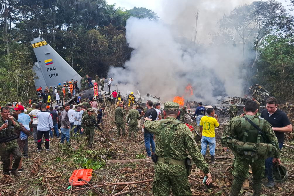 Accidente de avión militar en Colombia deja 66 muertos