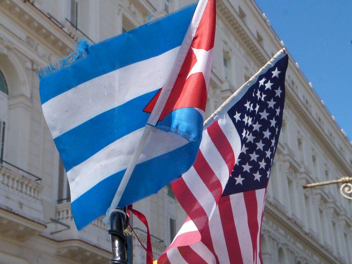 Cuba emerge como centro de atención en el debate sobre el comunismo del siglo XXI