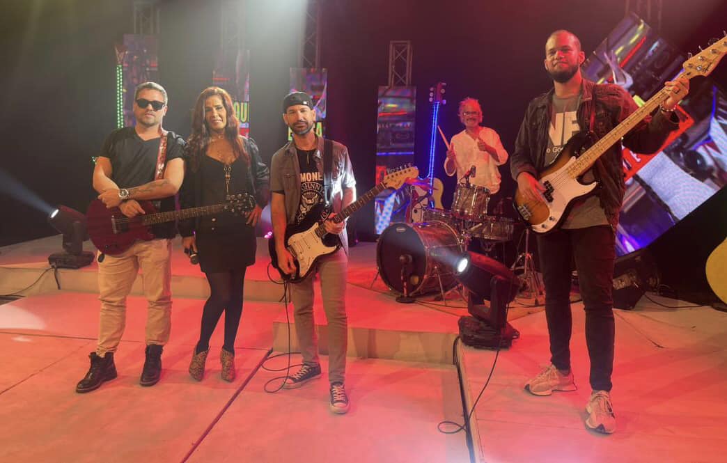 Milada Milhet y su Banda se Presentan en el Teatro Bellas Artes