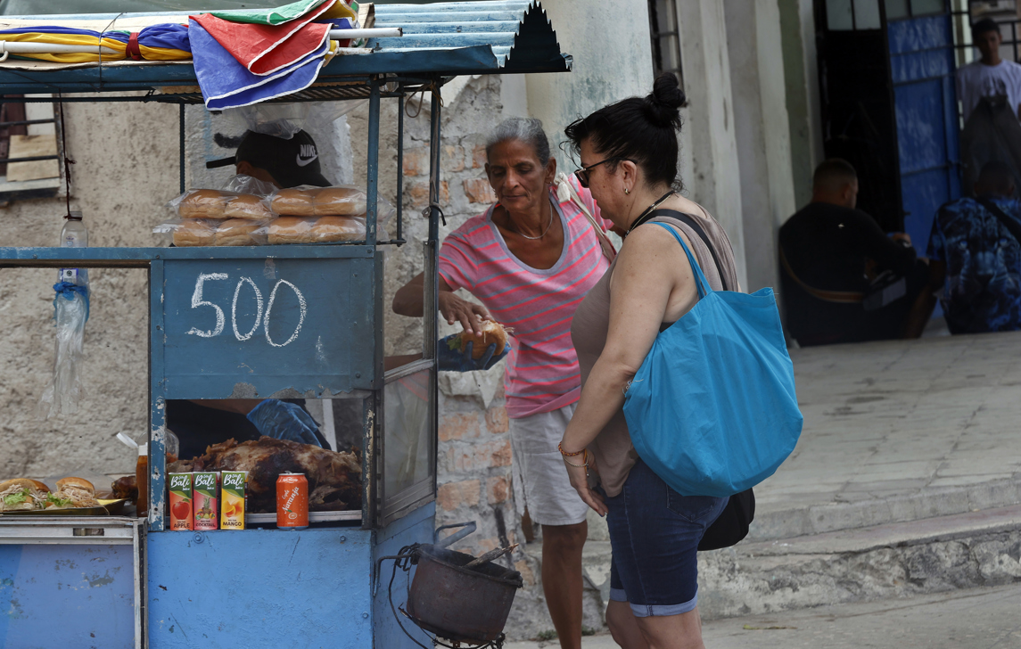 Inflación en Cuba alcanza 12,33% interanual en febrero, según datos oficiales