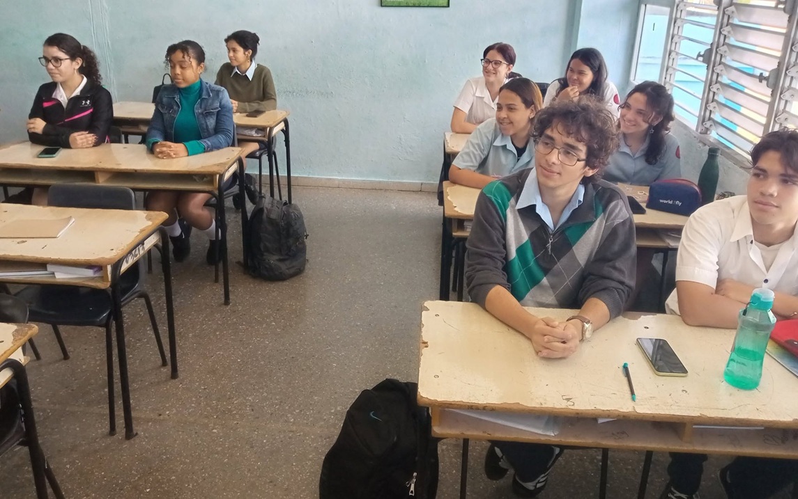Cuba confirma inicio del curso escolar 2026-2027 en septiembre con modalidad