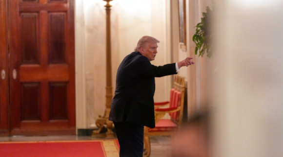 Trump descarta acuerdo con Irán