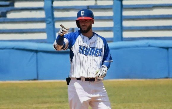 Industriales y Holguín lideran Liga Élite