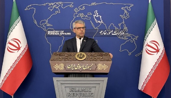Irán confirma que negociaciones con EE.UU. siguen en revisión