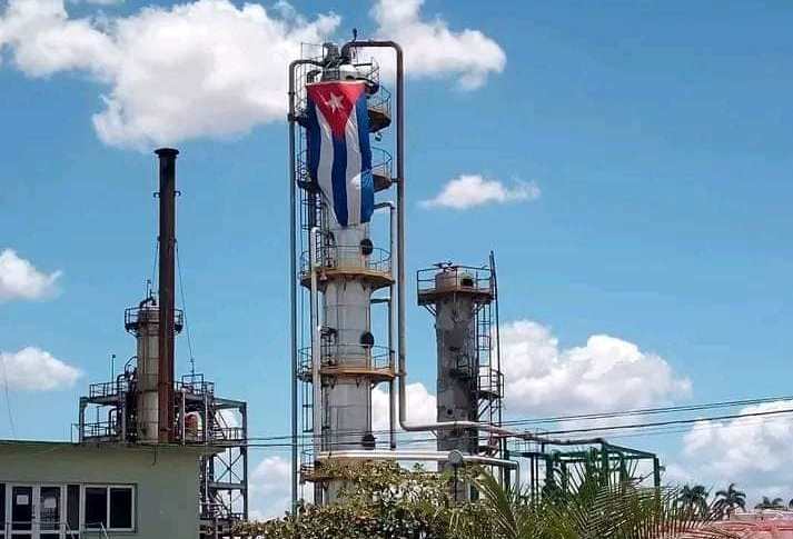 Refinería Sergio Soto procesa crudo nacional y asegura combustibles clave para Cuba