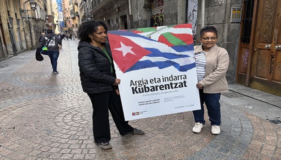 Campaña en Bilbao busca enviar placas solares a hospitales cubanos