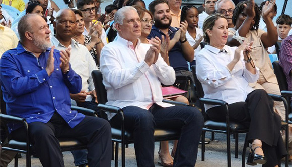 Díaz-Canel preside inicio del curso escolar 2026-2027 en Cuba