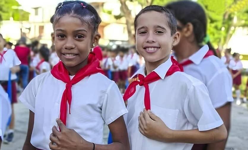 Remedios inicia curso escolar 2026-2027 con 4.000 estudiantes y actos conmemorativos