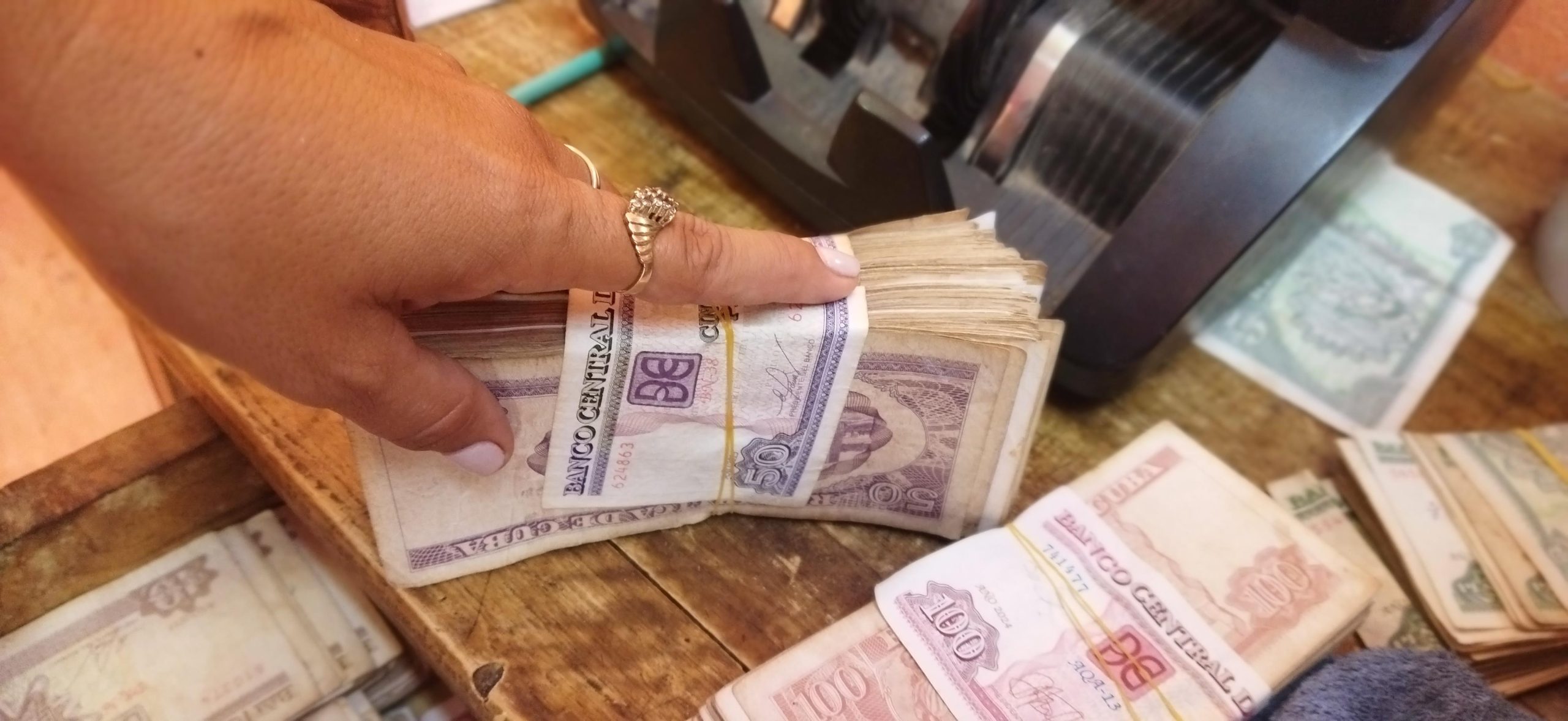 Cuba implementa nuevo sistema de pago de pensiones a través de negocios privados