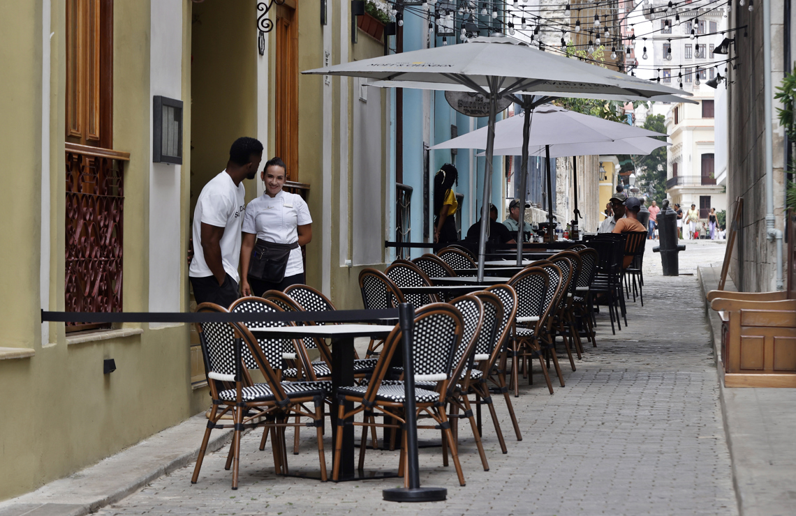 Cuba autoriza inversiones de residentes en el exterior con nuevo decreto ley