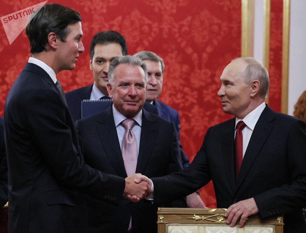 Putin se reúne con enviados de Trump para discutir Ucrania y cooperación bilateral