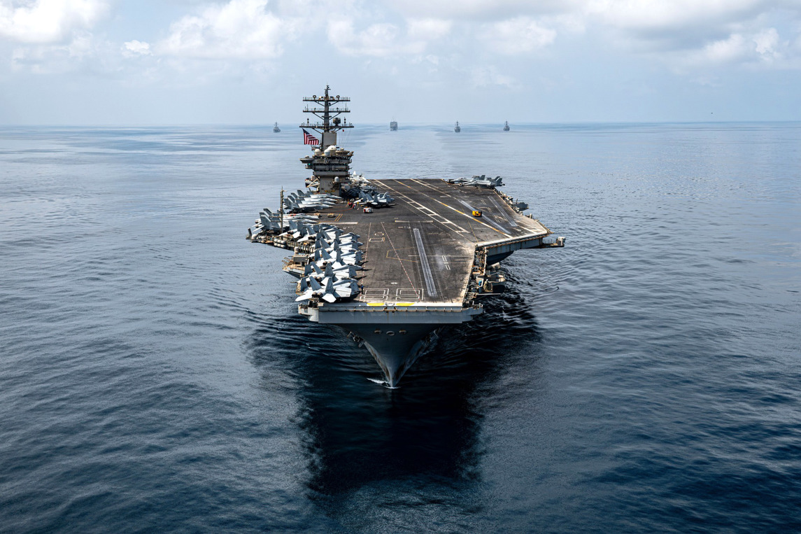 EEUU despliega portaaviones en el Caribe