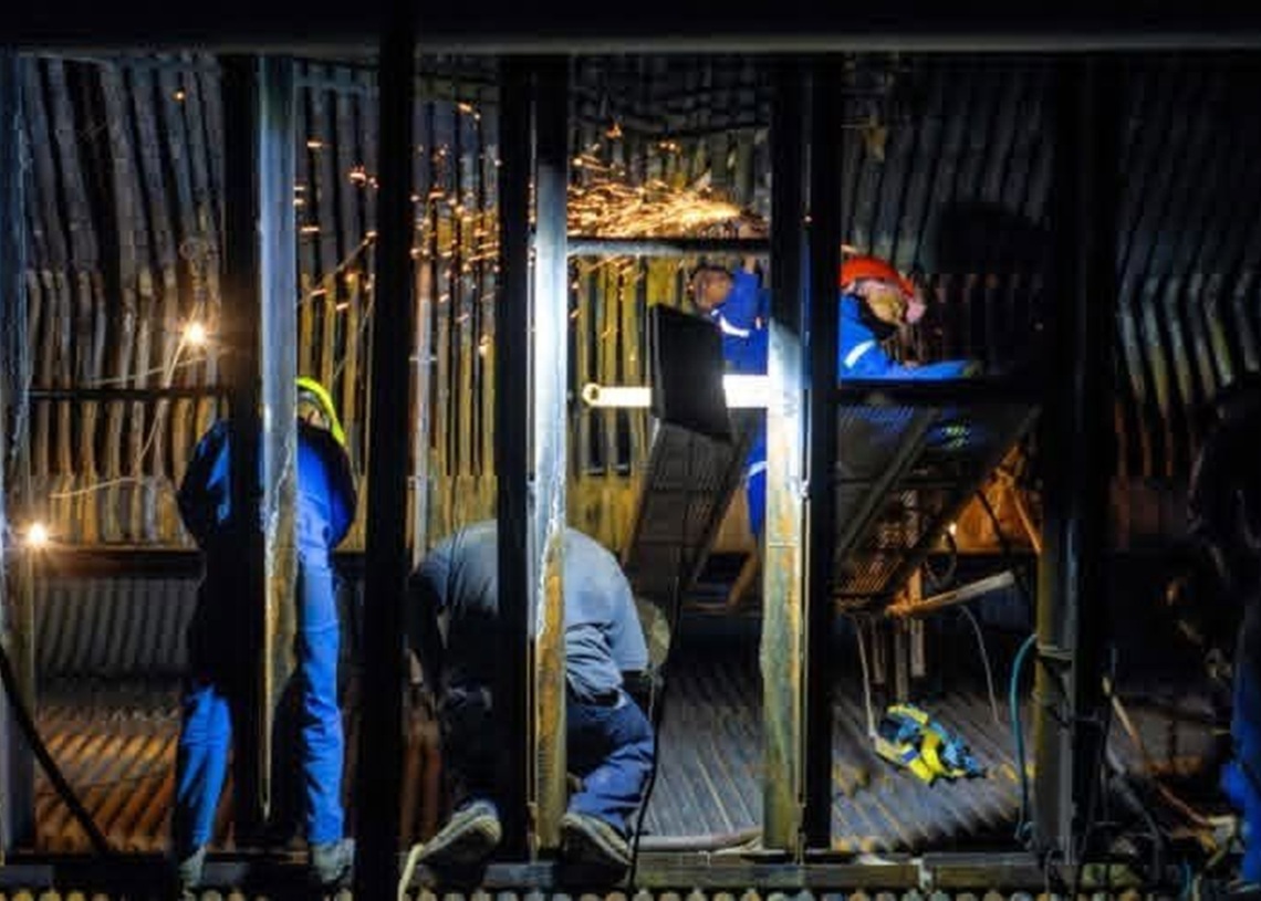 Unión Eléctrica anuncia reconexión de La Guiteras y reducción del déficit eléctrico en