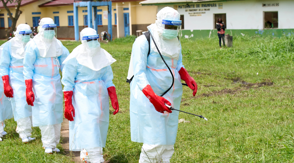 OMS reporta 223 muertes sospechosas por ébola en RDC y alerta sobre desafíos para