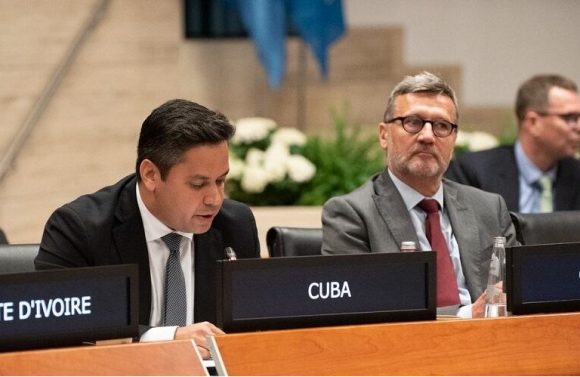 PMA aprueba ayuda humanitaria a Cuba pese a presiones de EE.UU.