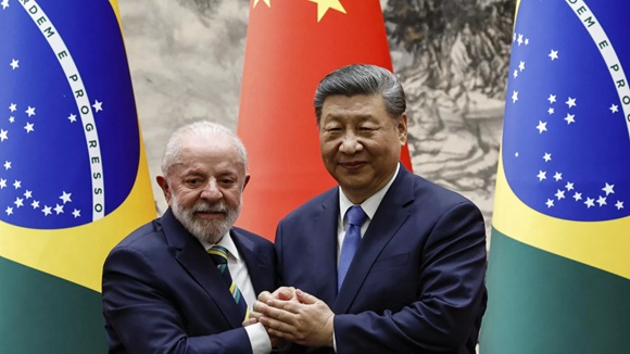 China apoya a Brasil