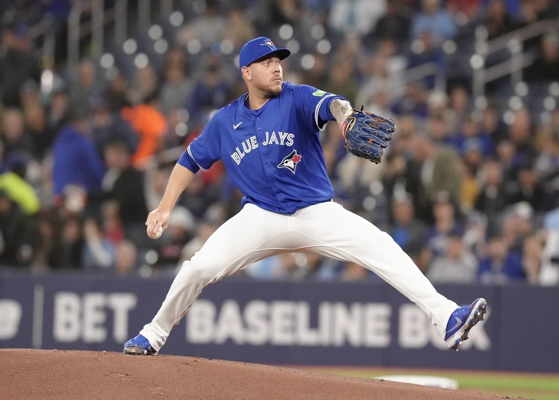 Yariel Rodríguez regresa a los Azulejos de Toronto con su debut en MLB cerca