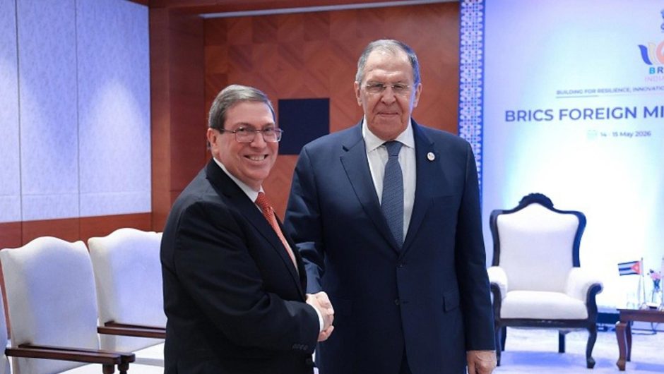 Rusia reitera apoyo a Cuba frente al bloqueo de EE.UU. en reunión bilateral