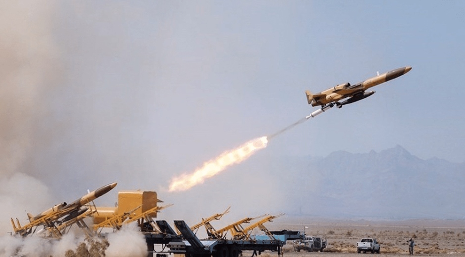 Trump amenaza con 'infierno' a Irán; Teherán responde con ataques a infraestructura de