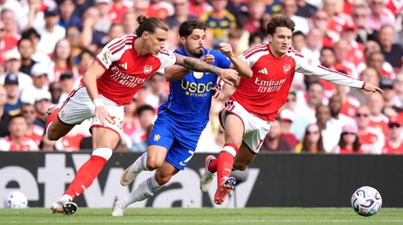 Arsenal derrota al Chelsea en el derbi londinense de la Premier League