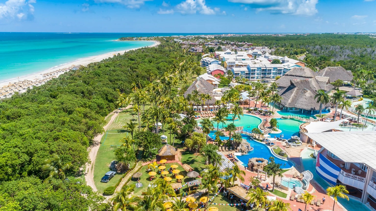 Cuba reabre tres hoteles en Varadero en medio de la crisis turística