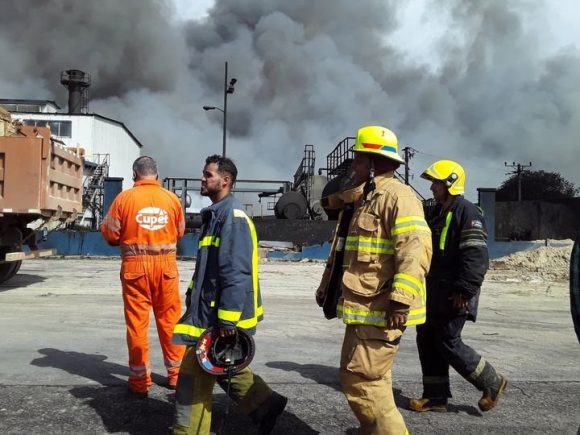 Controlado incendio en tanque de la Base de Supertanqueros de Matanzas
