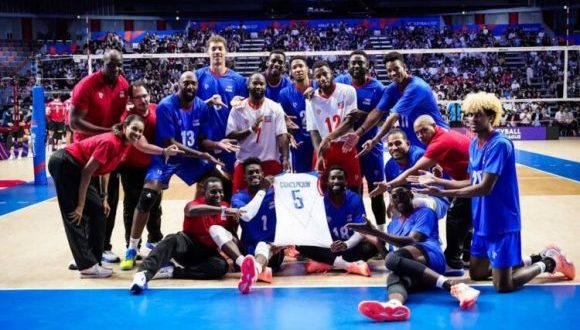 Cuba vence a Canadá