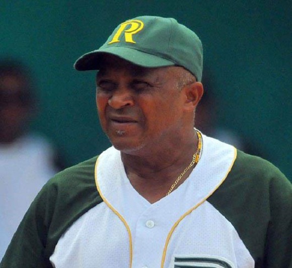 Urquiola vuelve a los Vegueros