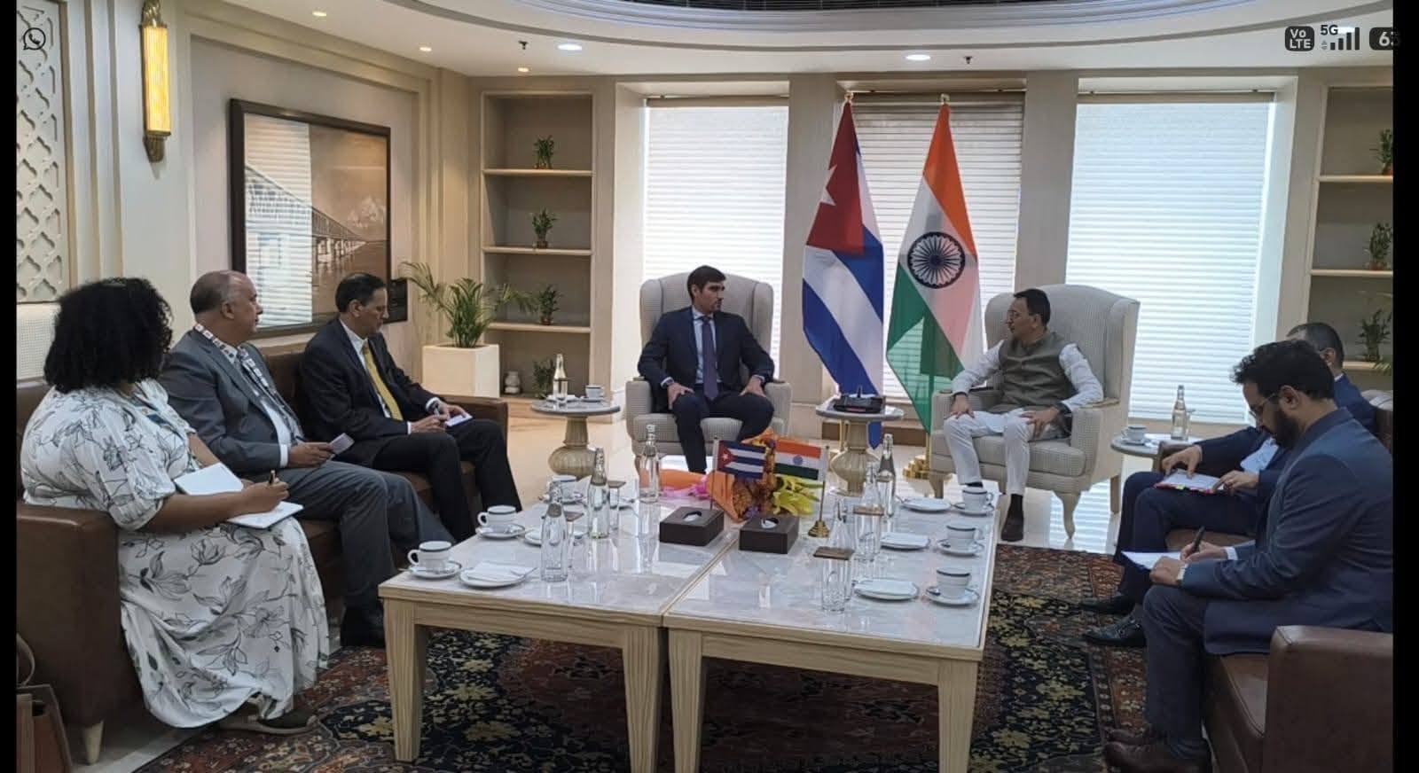 Cuba e India exploran fortalecimiento de lazos económicos en Cumbre BRICS