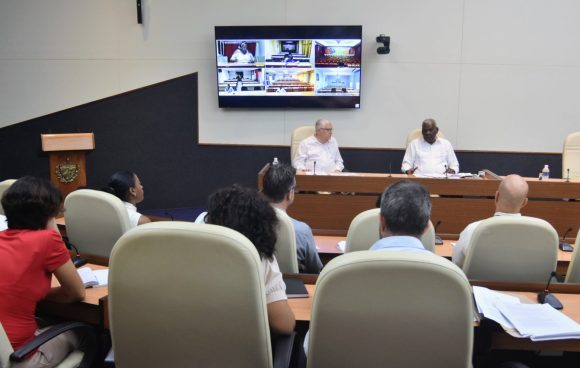 Cuba aprueba tres decretos leyes para impulsar transformaciones económicas y sociales